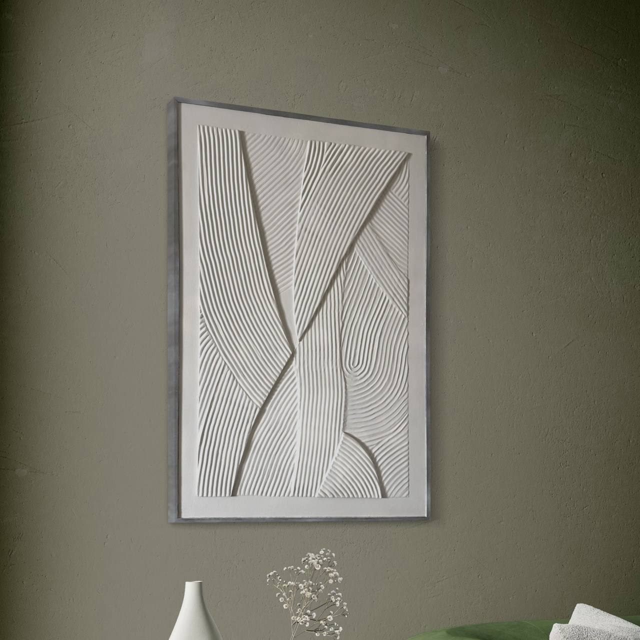 blanco perfecto, 60×90 cm — Yeso sobre panel macizo de madera, con marco de madera natural.