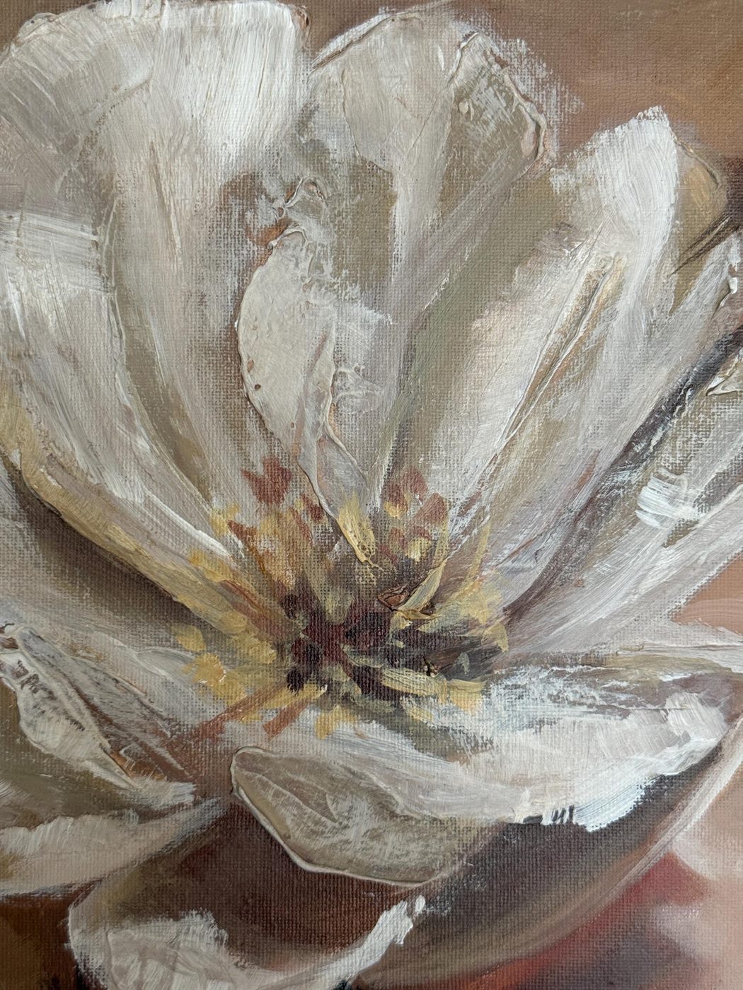 flor blanca, 50×70 см — Женское лицо и белый цветок, написанные абстрактно и чуть сюрреалистично.