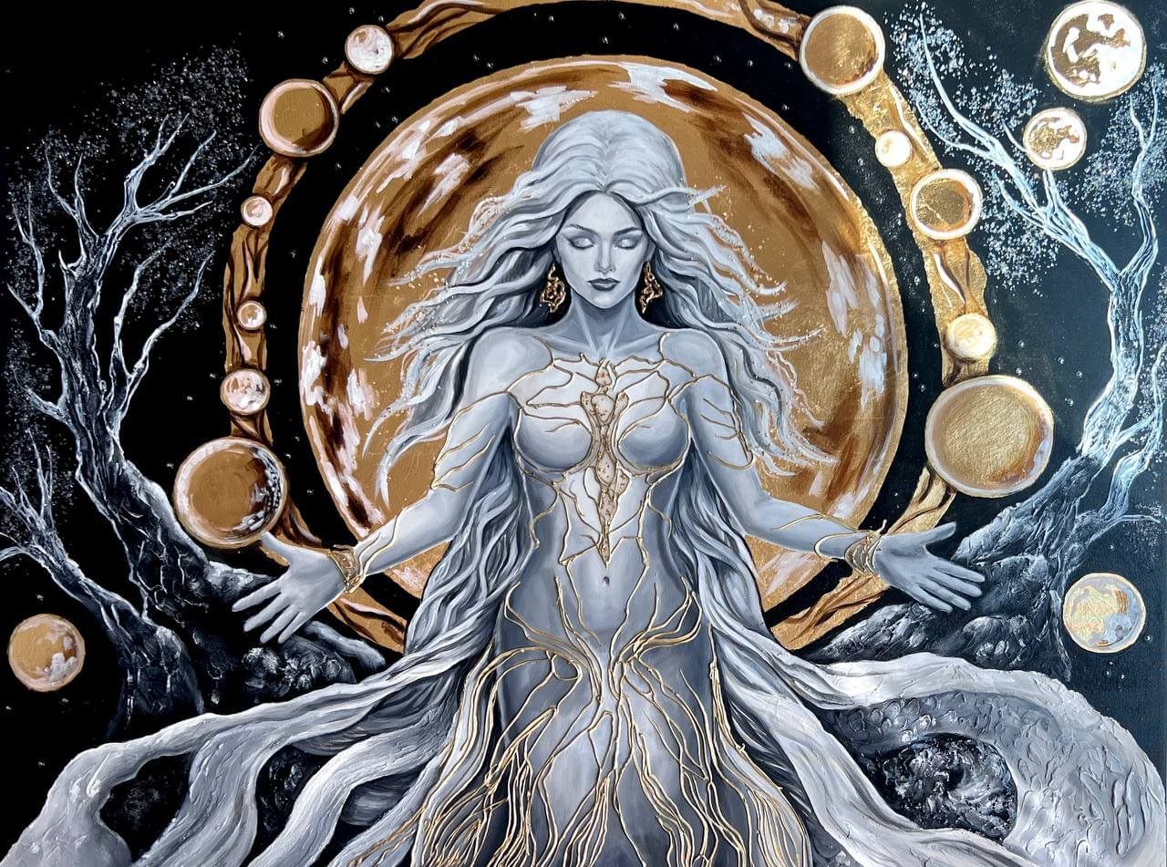 Moonlight harmony, Под заказ в любом размере — Богиня Луны на фоне лунных фаз.